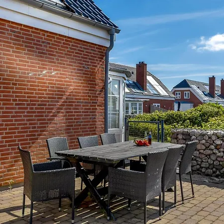 Joonas - 100m From The Sea By Interhome Semesterbostad