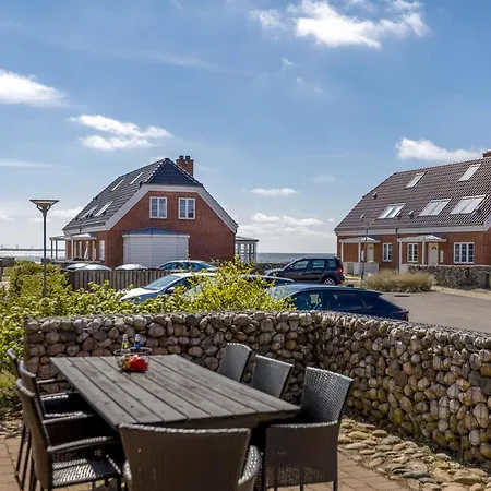 Joonas - 100m From The Sea By Interhome Nyaraló *